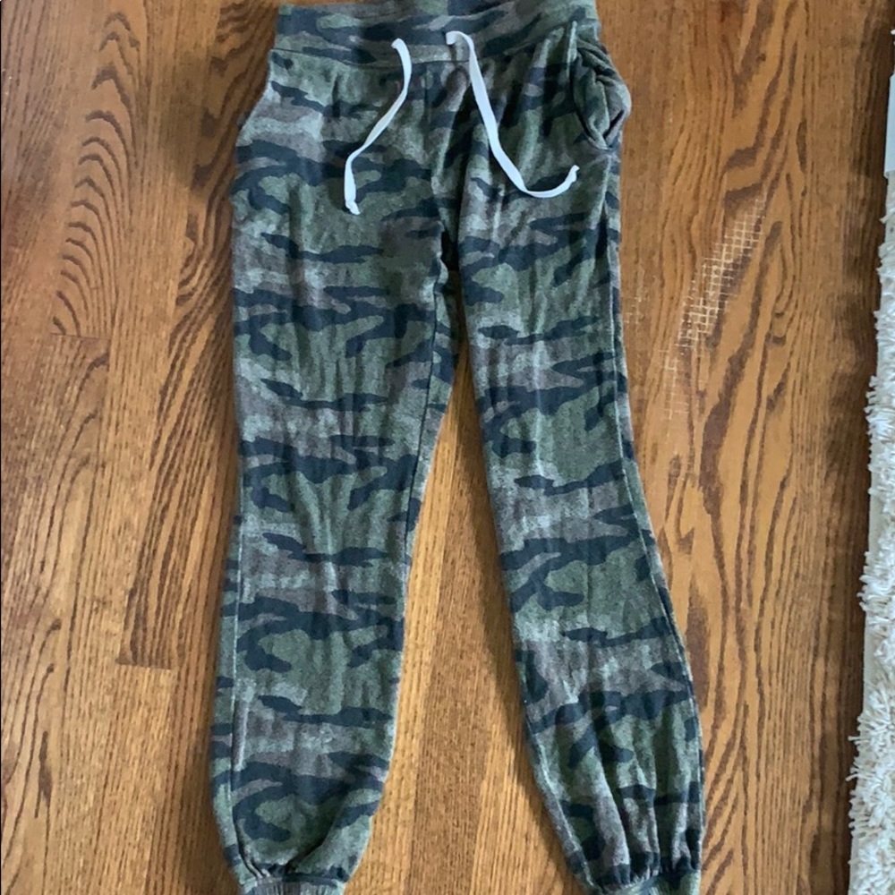 camo sweatpants